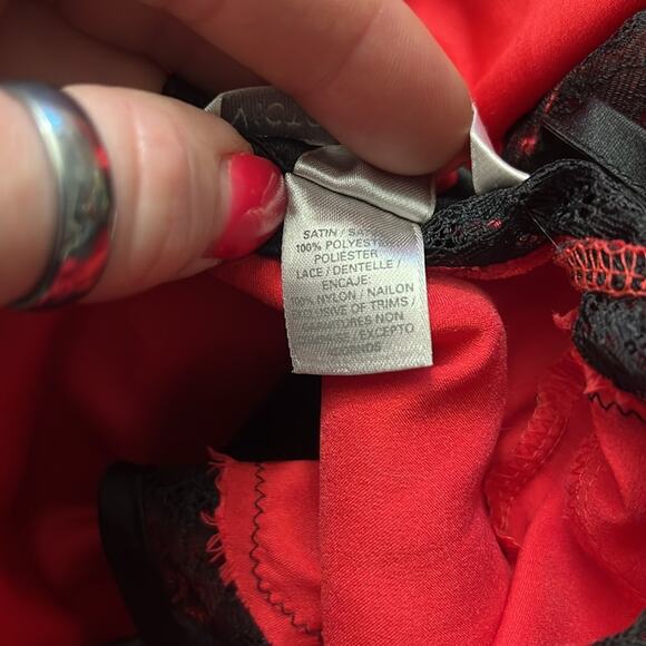 Victoria’s Secret red slinky satin slip neglige cami with black lace trim LARGE - Picture 6 of 6